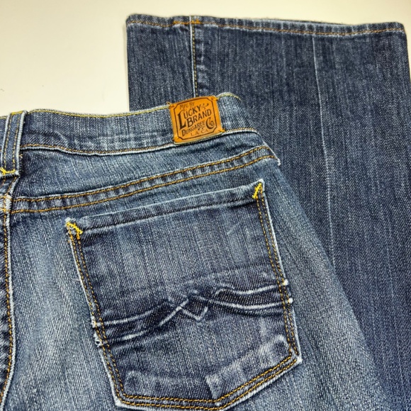 Lucky Brand ZOE Jeans Flair Leg Low Rise 4/27 - Picture 2 of 8